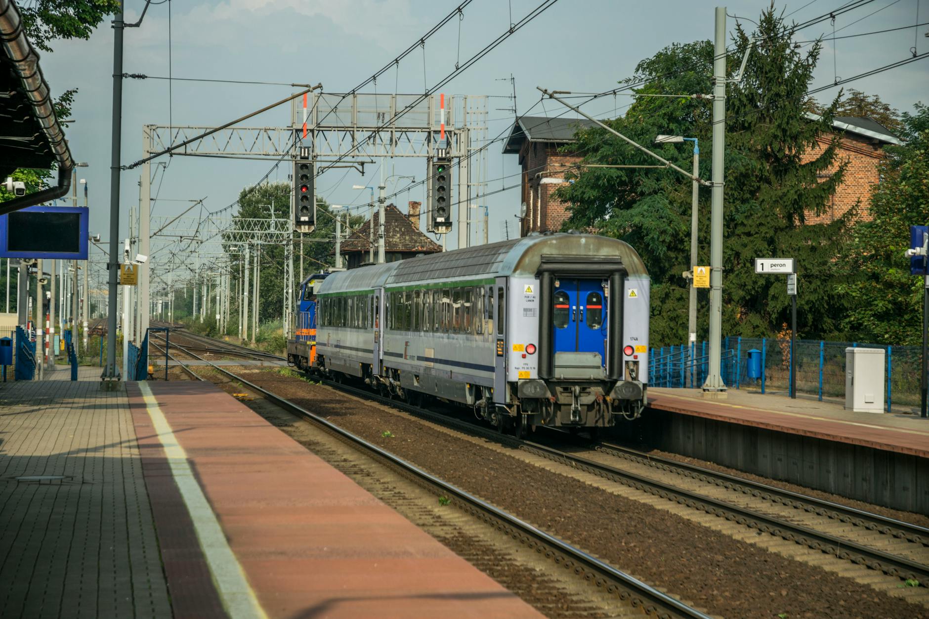 Mapa kolejowa z zaznaczonym Myszkowem, symbolizująca przetarg na wybór przewoźnika kolejowego
